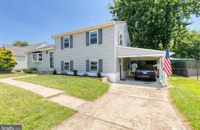 Welcome to 177 Roland Road, a 3bd 2bth home in the lovely Riviera Beach community of Pasadena. photos photos
