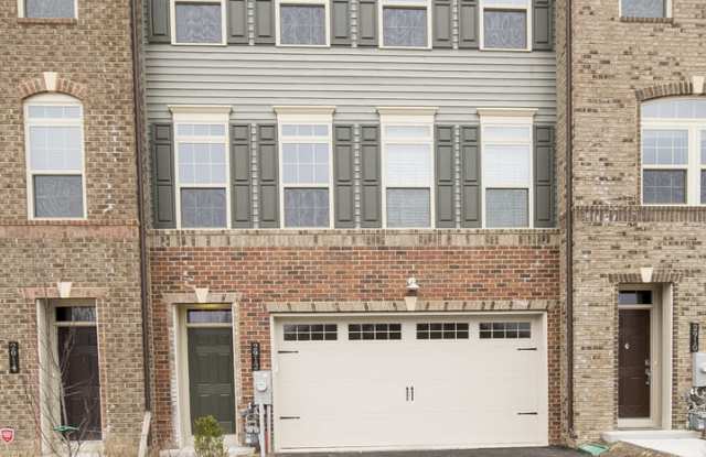 Stunning 4bd 4.5bth Garage Townhome Near Ft. Meade photos photos Stunning 4bd 4.5bth Garage Townhome Near Ft. Meade photos photos