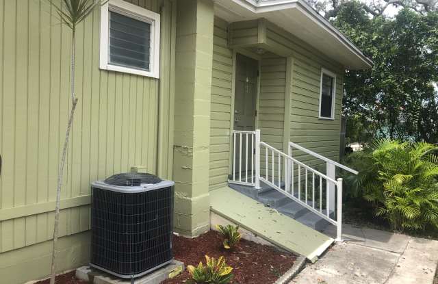 14343 Walsingham Road photos photos