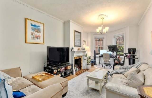 20 Wellington St. photos photos