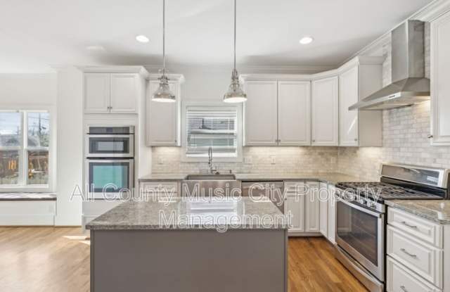 1105 49th Ave N photos photos