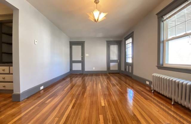 110 West Elm Ave Gallery 3