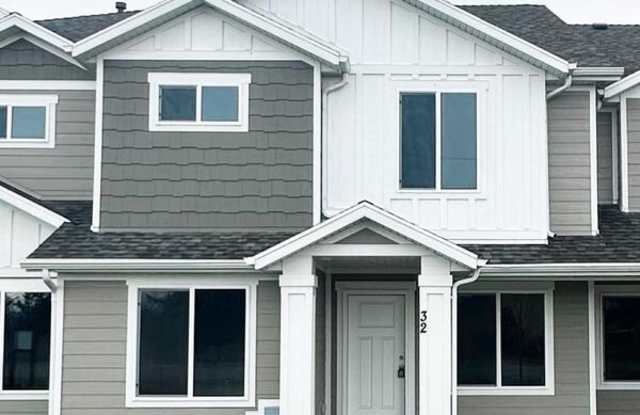 32 E 1225 S photos photos