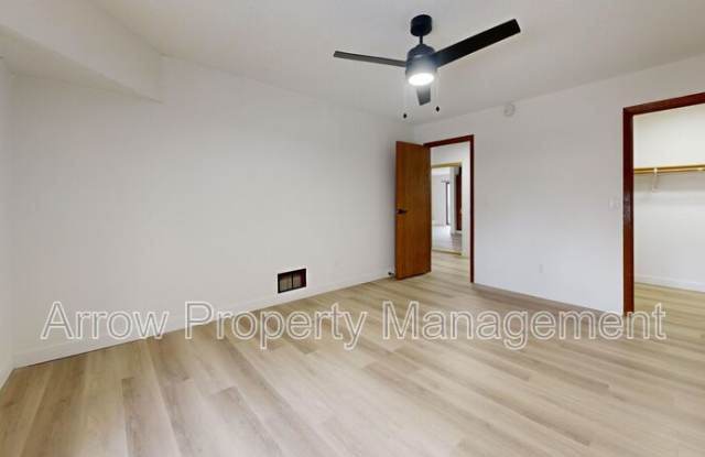 203 E Arbor-307F Gallery 3