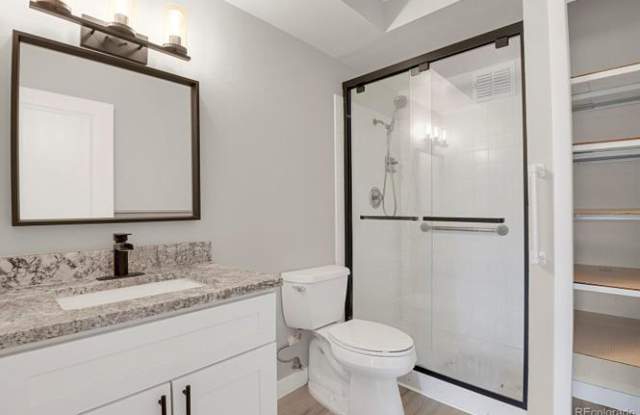 13618 E Bethany Pl Gallery 3