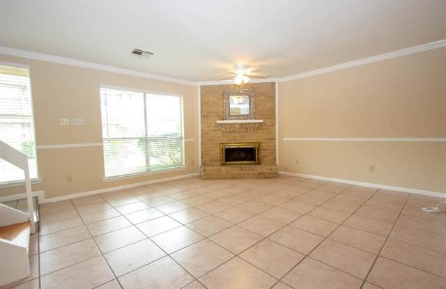 728 Country Place Drive Gallery 4