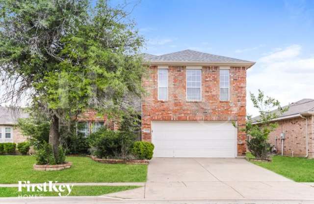10432 Turning Leaf Trail - 10432 Turning Leaf Trail, Fort Worth, TX 76131