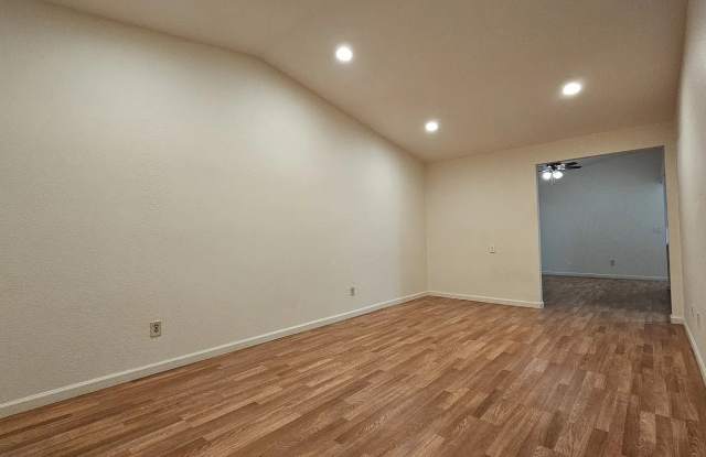 4005 Tresler Ave photos photos