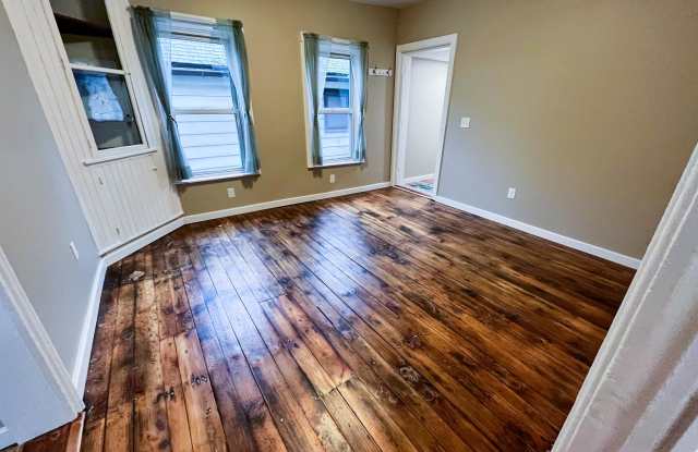 411 West Buffalo Street - 3 photos photos