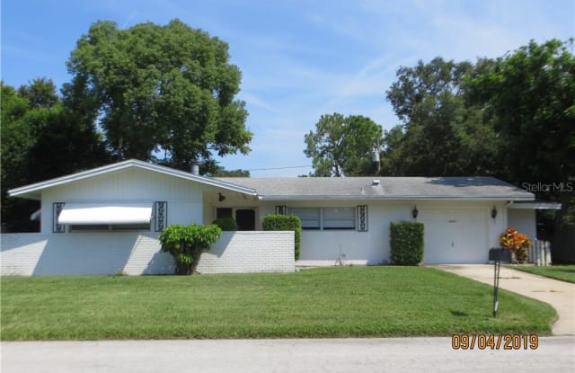 2895 DEL RIO DRIVE - 2895 Del Rio Drive, Belleair Bluffs, FL 33770