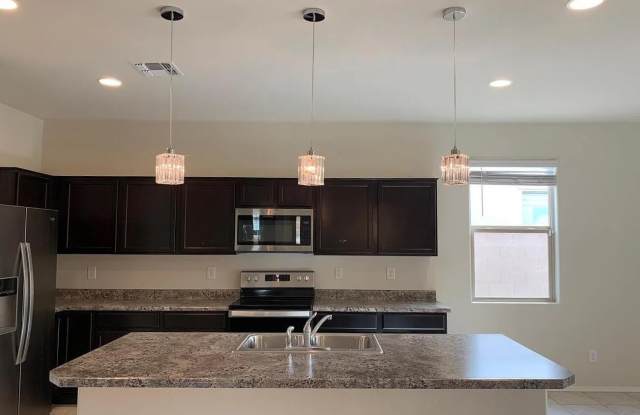 1251 E ERIC Place Gallery 4