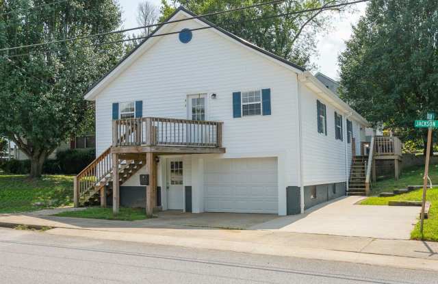 3 Bed home in Carthage with large basement! photos photos