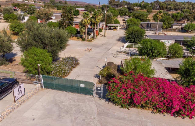 8451 Roseland Avenue photos photos 8451 Roseland Avenue photos photos