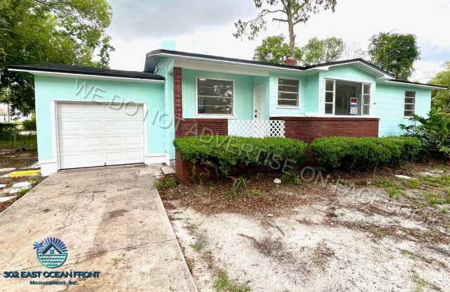 Gorgeous 3 bedroom / 1 bathroom home ready for rent! photos photos