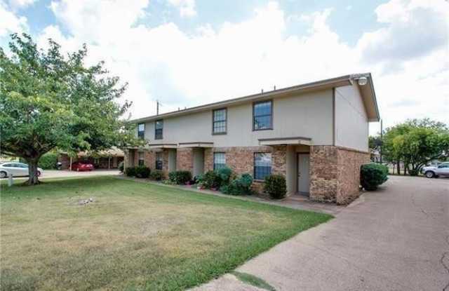 513 S Beverly Street - 513 South Beverly Street, Crowley, TX 76036