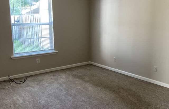 Modern Townhome Living Near Downtown Augusta & the Medical District photos photos