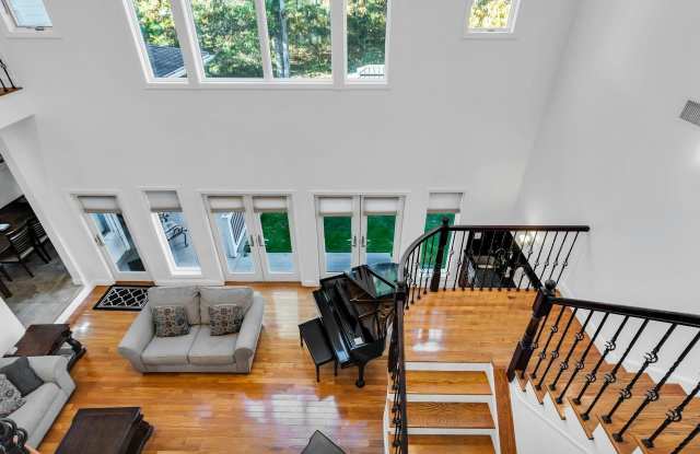 10 Bay Woods Drive Gallery 4