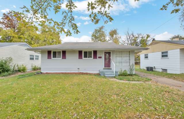 Charming 3-bedroom, 1-bath home located at 10772 Spring Garden photos photos