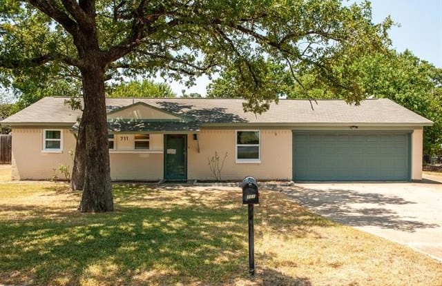 711 Timberline Street - 711 Timberline Drive, Kennedale, TX 76060