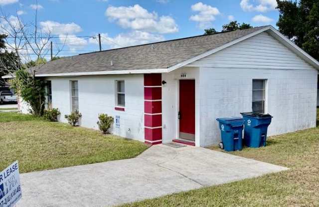 606 Claude Holmes Senior Avenue Gallery 2