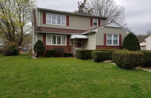 31 Garbarino Ave photos photos