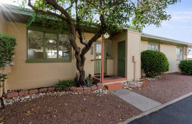 Charming 1-bedroom, 1-bath home in Tucsons most iconic neighborhood! photos photos