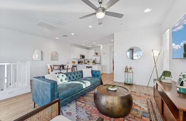 Rev3 at Encanto West Townhomes for Rent Gallery 3