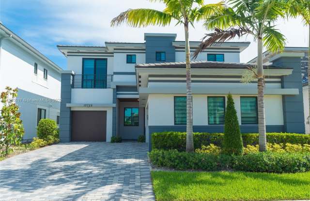 10725 Pacifica Way Gallery 2