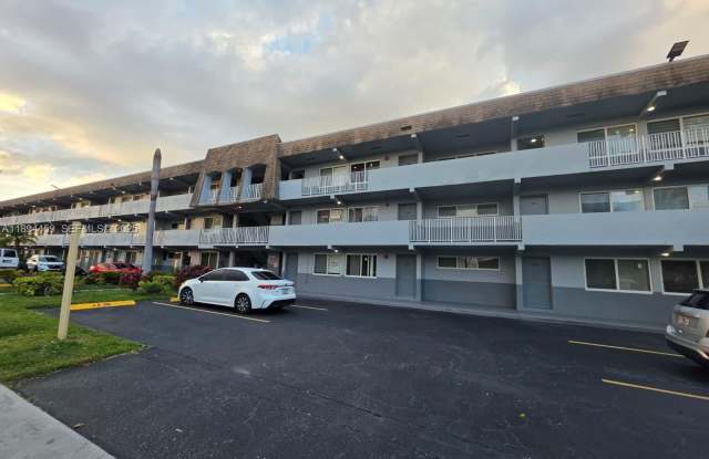 11005 SW 1st St photos photos