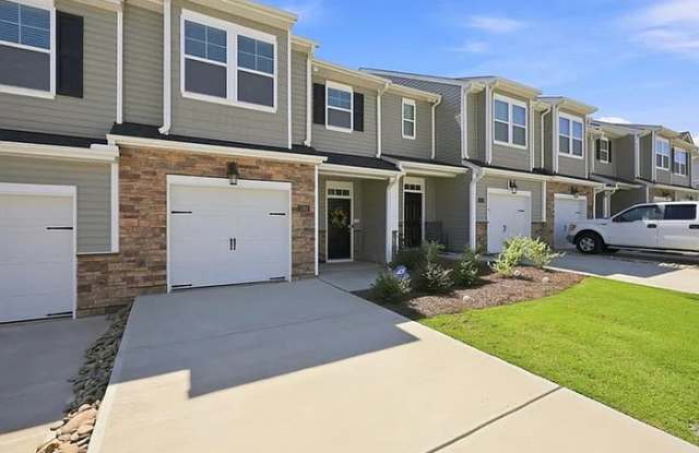 1262 Evelynnview Lane Gallery 2