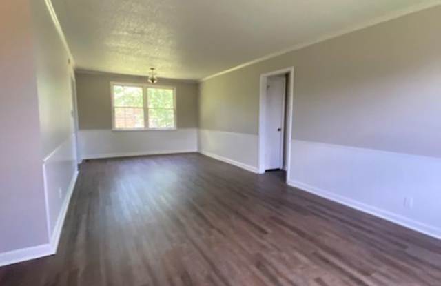 725 Overton Drive Gallery 3