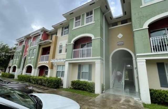 11201 NW 83rd St photos photos