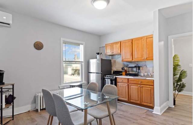 S0049 - 154 South Whitney photos photos