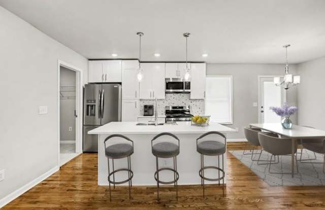 1614 Flintwood Drive SE Gallery 3