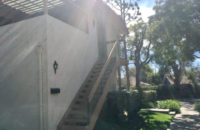 22752 Madrid Dr - 22752 Madrid Drive, Lake Forest, CA 92630