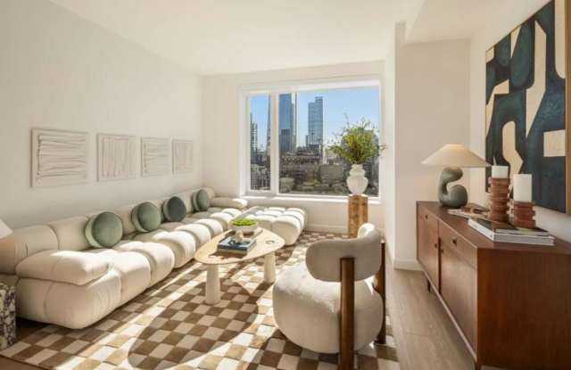 457 West 40th St. photos photos
