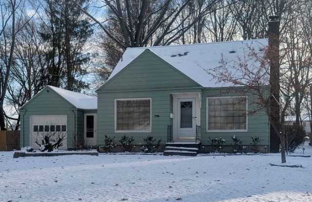 325 Brookfield Avenue photos photos