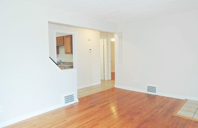 4400 Parkton Drive Gallery 3