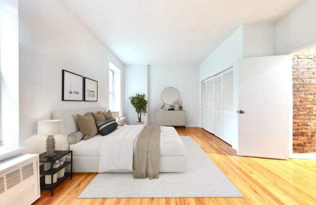 824 Washington Avenue Gallery 2
