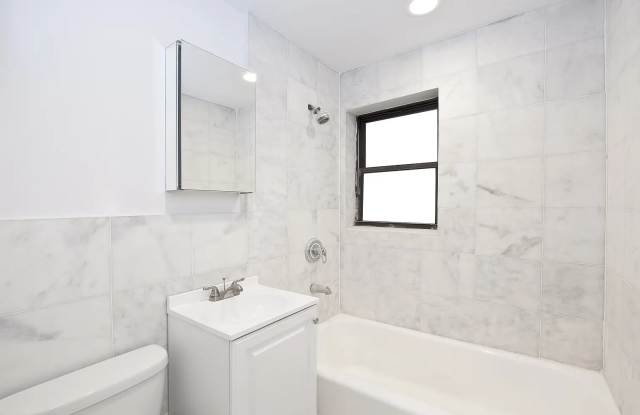 33 E 1st St Apt 3D Gallery 1