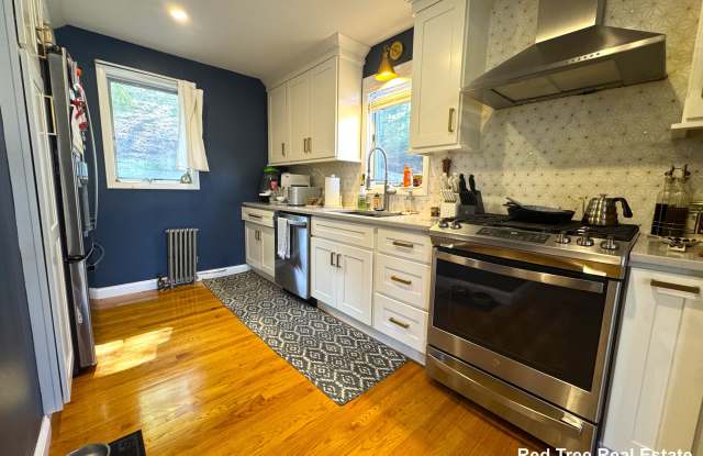 65 Whitford St photos photos