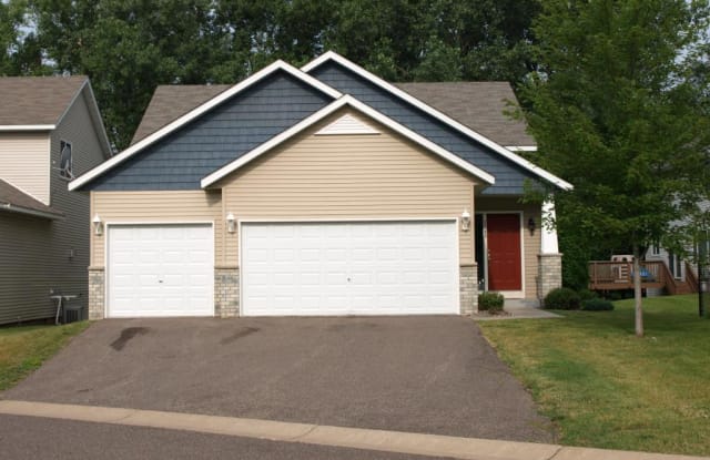 1542 Hallmark Avenue N - 1542 Hallmark Avenue North, Oakdale, MN 55128