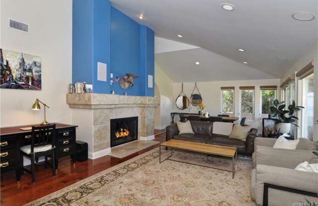 1032 Sea Lane Gallery 2