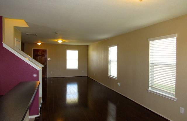 3611 Bridgebluff Gallery 3