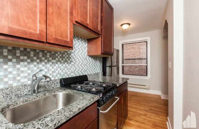 420 W Roscoe St 306 - 420 West Roscoe Street, Chicago, IL 60657