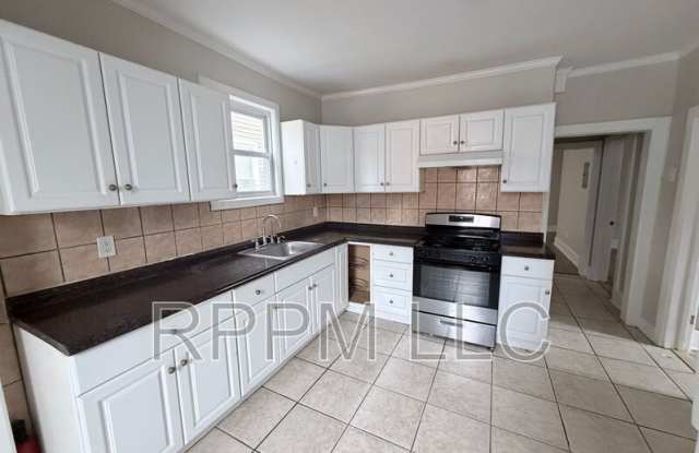 106 N 16th St #1 Gallery 2