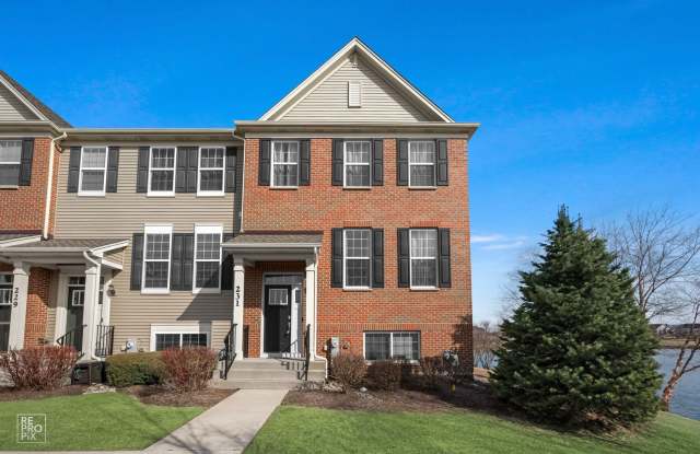 Oswego Townhome with Pond Views photos photos