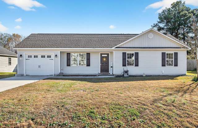 130 Woodbury Farm Drive - 130 Woodbury Farm Drive, Onslow County, NC 28540