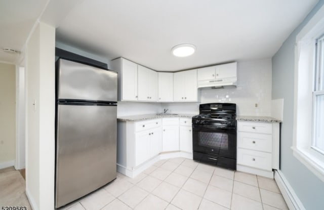 144 Washington St - 144 Washington Street, Essex County, NJ 07003