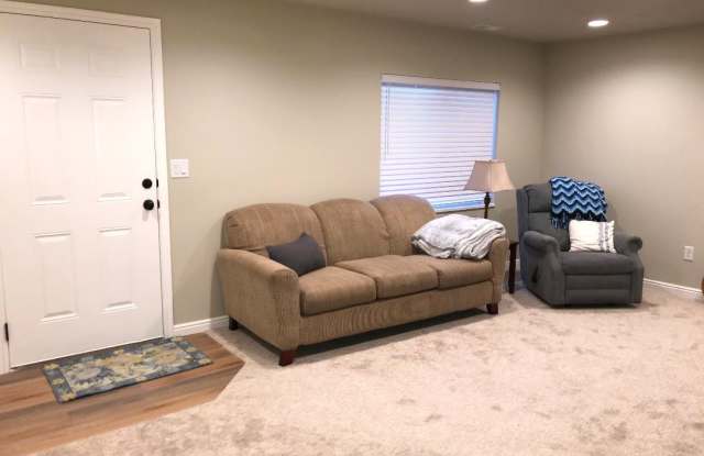1473 E 450 N Gallery 3